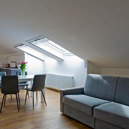 Sky View Apartment كومو المظهر الخارجي الصورة
