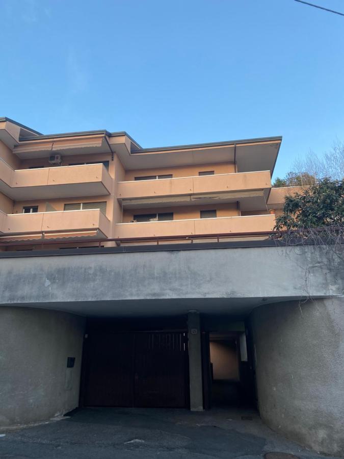 Sky View Apartment كومو المظهر الخارجي الصورة